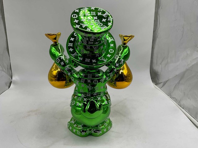 Dagobert duck sculptuur - afbeelding 6 van  8