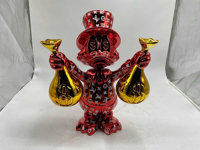 Dagobert duck sculptuur - afbeelding 4 van  7