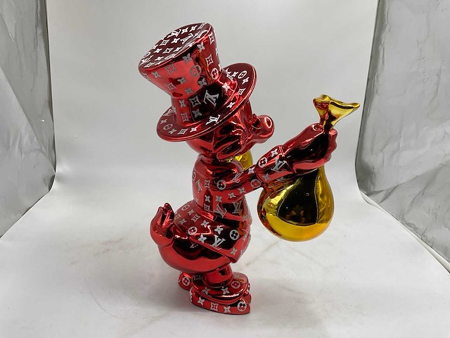 Dagobert duck sculptuur - afbeelding 6 van  7