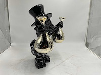 Dagobert duck sculptuur - afbeelding 7 van  11