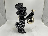 Dagobert duck sculptuur - afbeelding 9 van  11