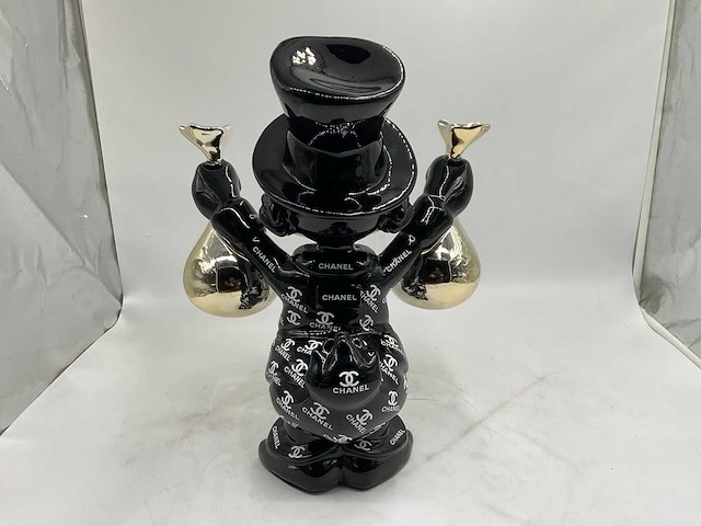 Dagobert duck sculptuur - afbeelding 11 van  11