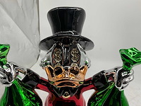 Dagobert duck sculptuur - afbeelding 7 van  9