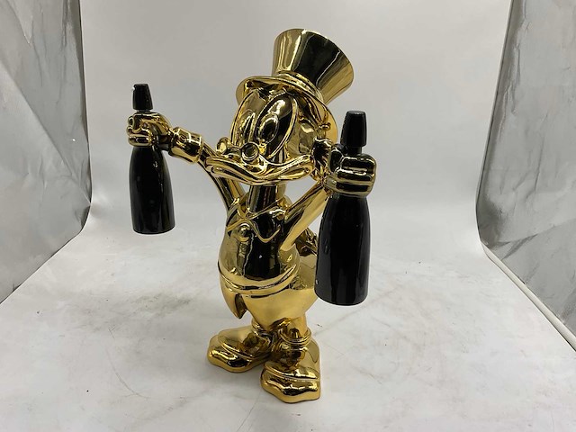 Dagobert duck sculptuur - afbeelding 1 van  9