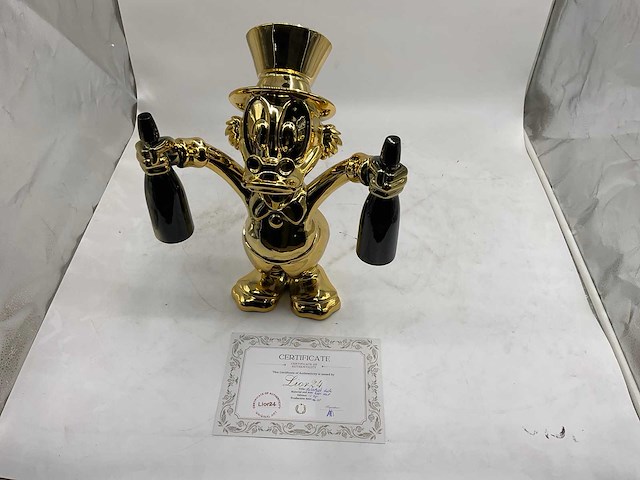 Dagobert duck sculptuur - afbeelding 8 van  9