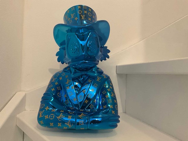 Dagobert duck sculptuur - afbeelding 2 van  6