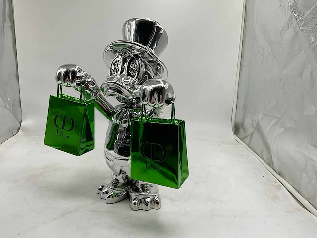 Dagobert duck sculptuur - afbeelding 1 van  8