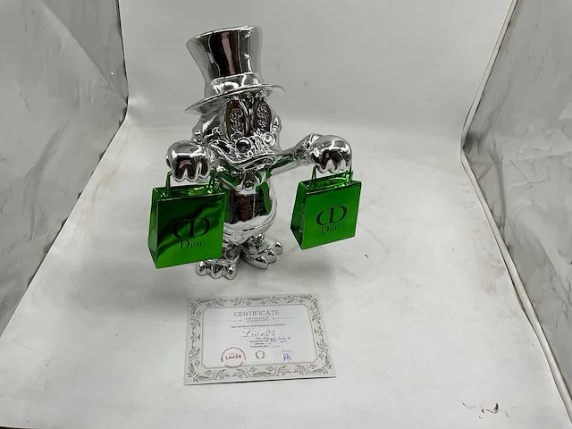 Dagobert duck sculptuur - afbeelding 7 van  8