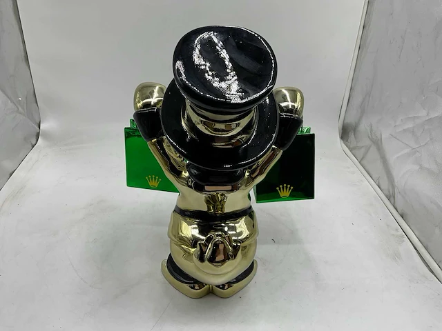 Dagobert duck sculptuur - afbeelding 7 van  7