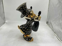 Dagobert duck sculptuur - afbeelding 6 van  7