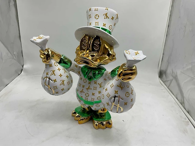 Dagobert duck sculptuur - afbeelding 1 van  6
