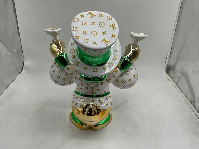 Dagobert duck sculptuur - afbeelding 6 van  6