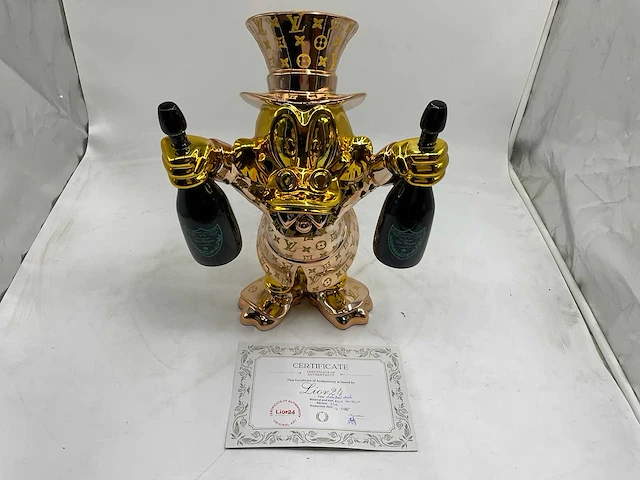 Dagobert duck sculptuur - afbeelding 3 van  6