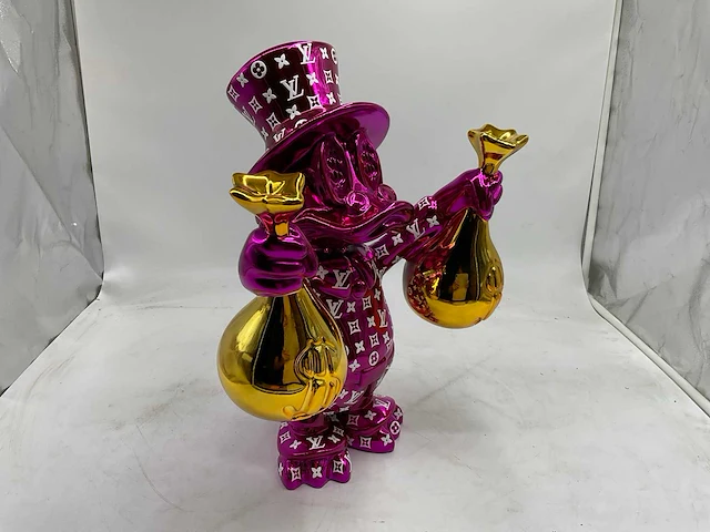 Dagobert duck sculptuur - afbeelding 8 van  12