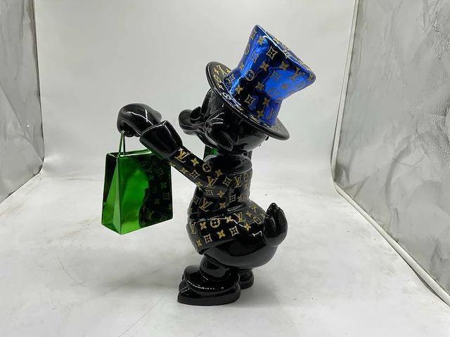 Dagobert duck sculptuur - afbeelding 9 van  9
