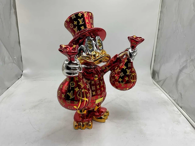 Dagobert duck sculptuur - afbeelding 7 van  11