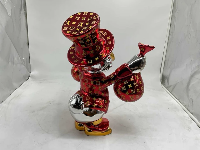 Dagobert duck sculptuur - afbeelding 9 van  11