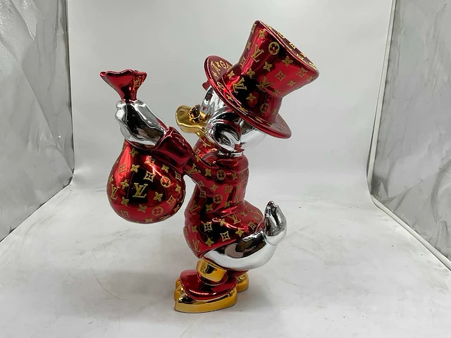Dagobert duck sculptuur - afbeelding 11 van  11