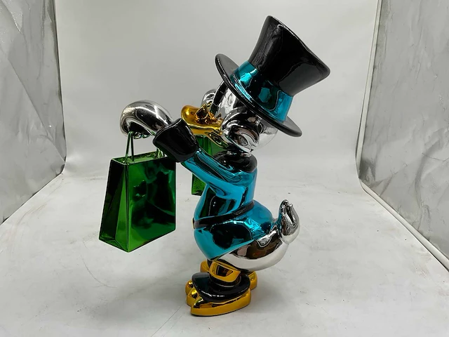 Dagobert duck sculptuur - afbeelding 10 van  11