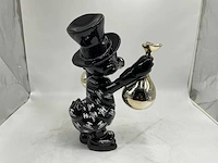 Dagobert duck sculptuur - afbeelding 10 van  11