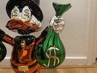 Dagobert duck sculptuur - afbeelding 5 van  10