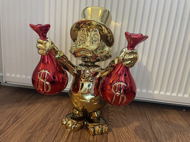 Dagobert duck sculptuur - afbeelding 7 van  12