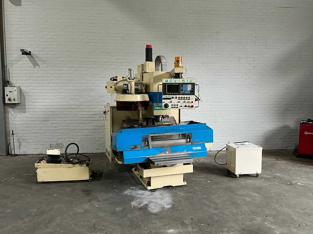 Dah lih - dl-mcv 610 - cnc-milling machine - 1992 - afbeelding 5 van  12