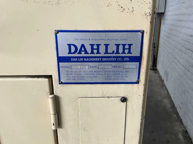 Dah lih - dl-mcv 610 - cnc-milling machine - 1992 - afbeelding 11 van  12