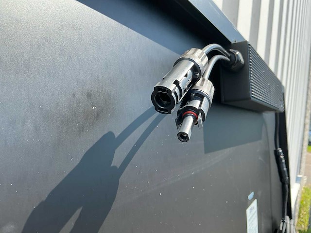 Dah solar plug & play zonnepaneel met stekker aansluiting - afbeelding 4 van  12