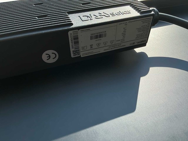 Dah solar plug & play zonnepaneel met stekker aansluiting - afbeelding 11 van  12