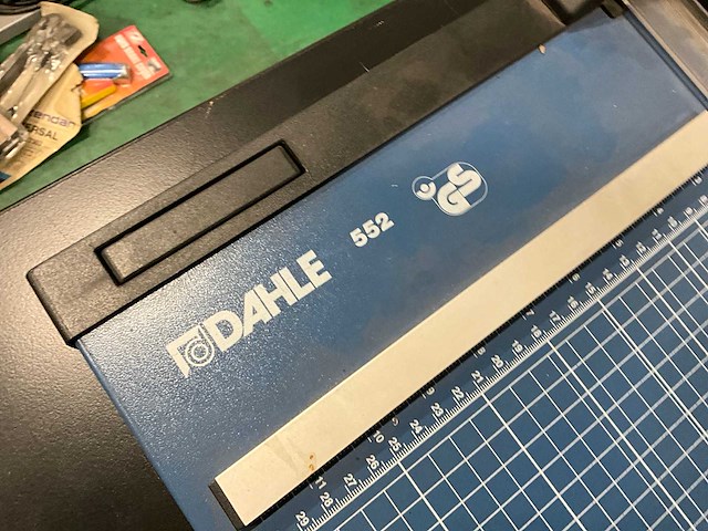 Dahle 552 papiersnijder - afbeelding 3 van  3