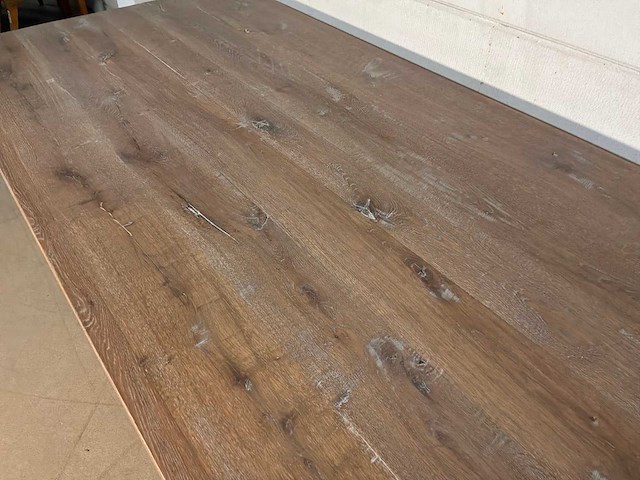 Dahlia houten eetkamertafel - afbeelding 9 van  13