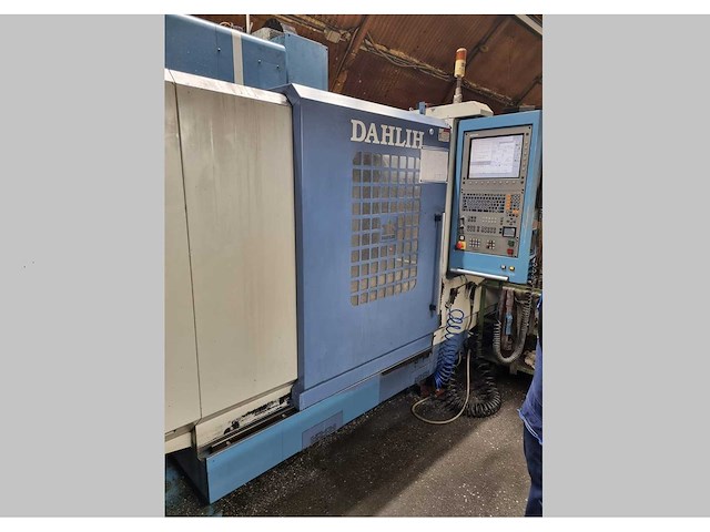 Dahlih - 2008 - mcv 1020 a - cnc freesmachine - afbeelding 1 van  5