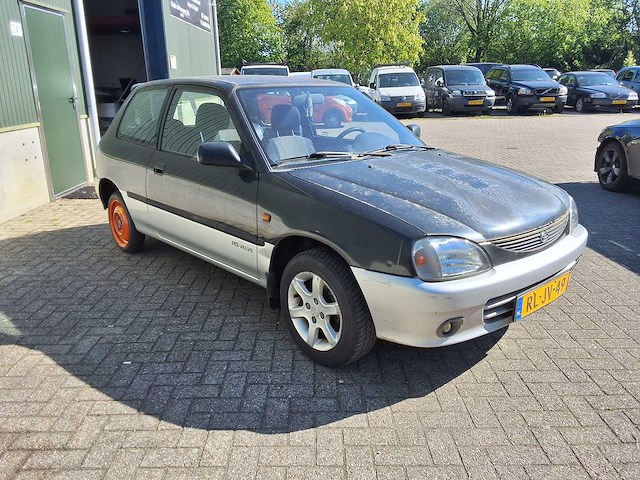 Daihatsu - 1997 - charade - daihatsu charade 1.3 - afbeelding 5 van  11