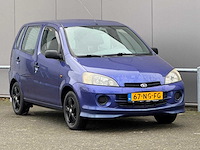 Daihatsu - 2003 - young rv - 1.0-12v sti - 67-ng-fg - afbeelding 6 van  9