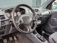 Daihatsu - 2004 - terios - 1.3 sxe - 31-pt-zl - afbeelding 2 van  24