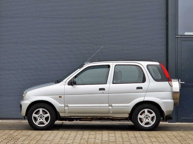 Daihatsu - 2004 - terios - 1.3 sxe - 31-pt-zl - afbeelding 23 van  24