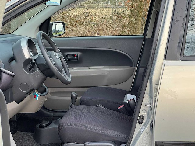 Daihatsu - 2006 - sirion 2 - 1.0-12v trend - 44-tk-nh - afbeelding 13 van  13