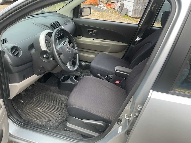 Daihatsu - 2006 - sirion 2 - 1.0-12v trend - personenauto - afbeelding 8 van  11