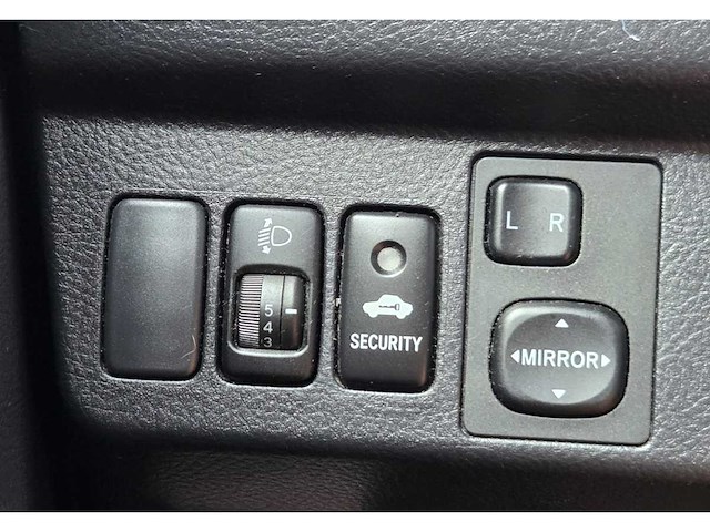 Daihatsu - 2006 - trevis - 1.0 - 17-th-dv - afbeelding 13 van  26
