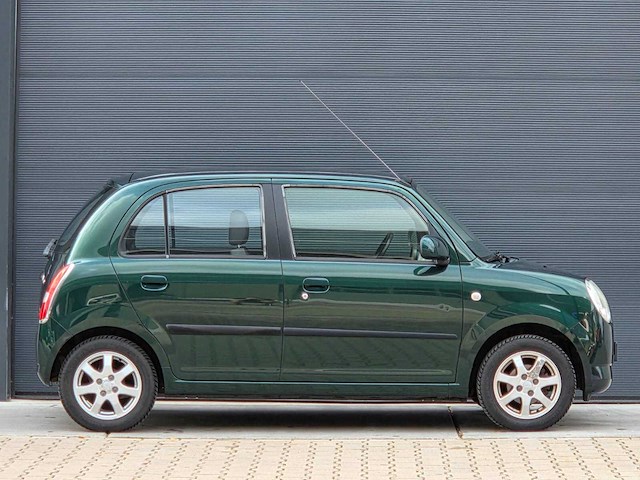 Daihatsu - 2006 - trevis - 1.0 - 17-th-dv - afbeelding 22 van  26
