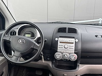 Daihatsu - 2007 - sirion 2 - 1.3-16v comfort - 18-xj-nx - afbeelding 2 van  17