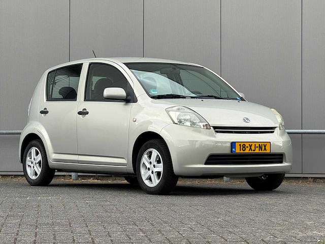 Daihatsu - 2007 - sirion 2 - 1.3-16v comfort - 18-xj-nx - afbeelding 10 van  17