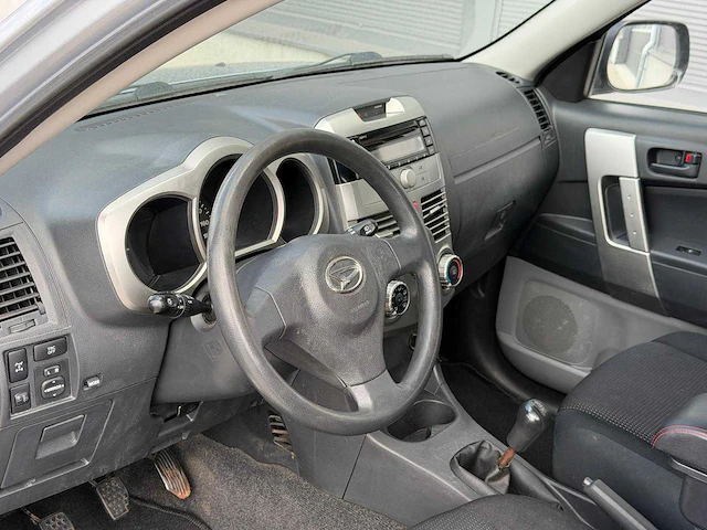 Daihatsu - 4x4 - terios - 1.5-16v adventure - personenauto - 2007 - afbeelding 2 van  25