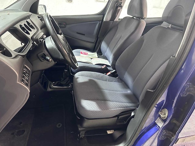 Daihatsu - young rv - 1.3-16v xti - 16-jn-rk - afbeelding 7 van  19