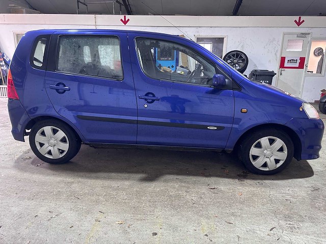 Daihatsu - young rv - 1.3-16v xti - 16-jn-rk - afbeelding 16 van  19