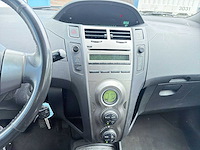 Daihatsu charade 1.3 club car 2012 | 67-thb-7 i - afbeelding 16 van  28