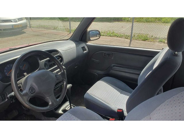 Daihatsu cuore 1.0 12v dvvt sti automaat, 45-lr-vn - afbeelding 5 van  8