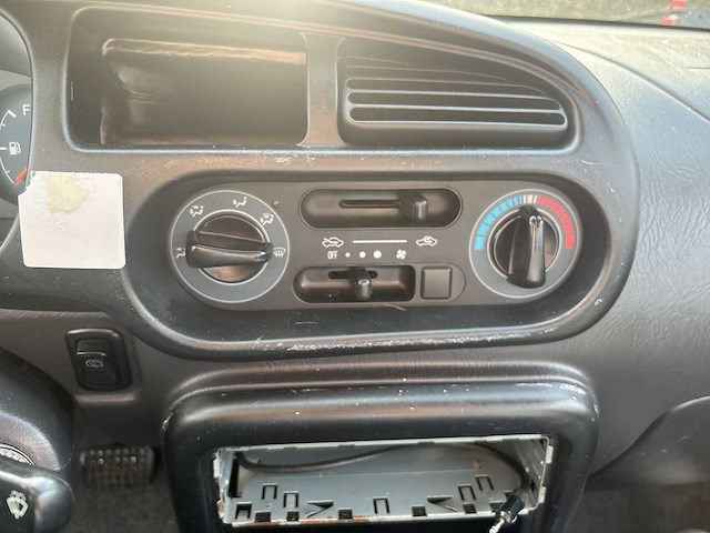 Daihatsu cuore 1.0-12v dvvt xti 2002 | 07-jk-rz - afbeelding 10 van  22