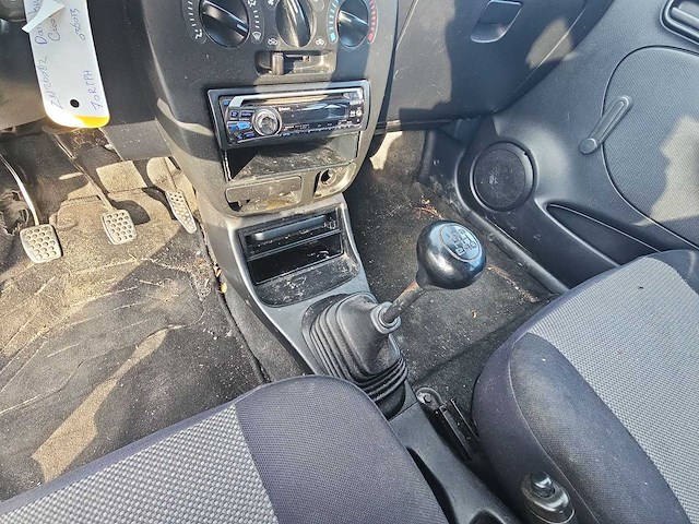 Daihatsu cuore 1.0-12v tokyo 2005 | 70-rt-ph - afbeelding 7 van  20